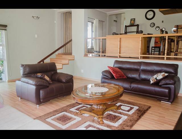 3 BEDROOM HOUSE FOR SALE IN SCOTTBURGH CENTRAL